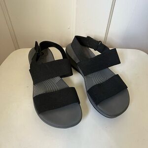 Clark's Cloudstepper Sandals size 7.5